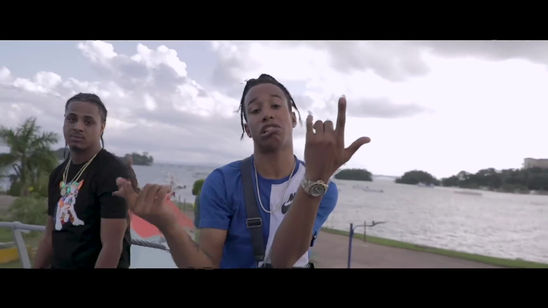 Nino Freestyle X B Life - Sin Maleta Remix (Video Oficial) (1)